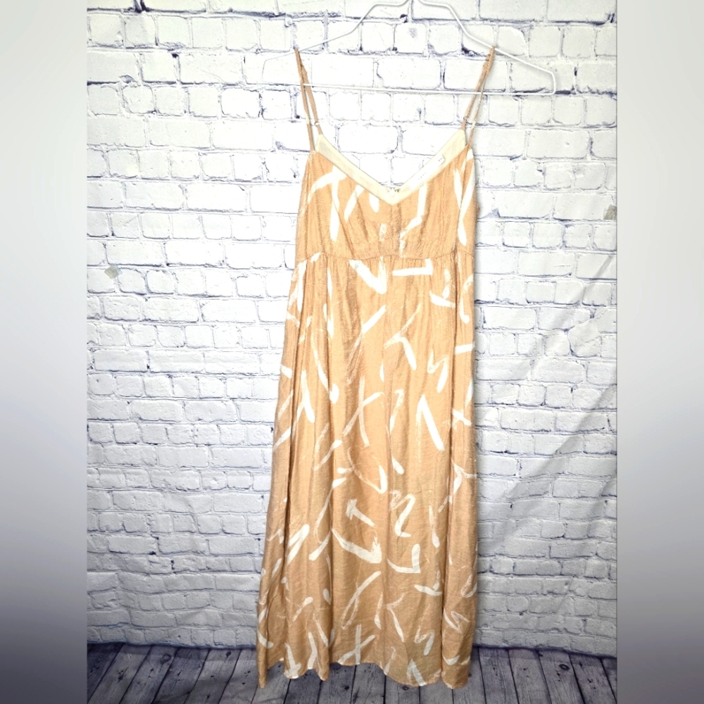 Lush Abstract Tan and White Maxi Dress Size M